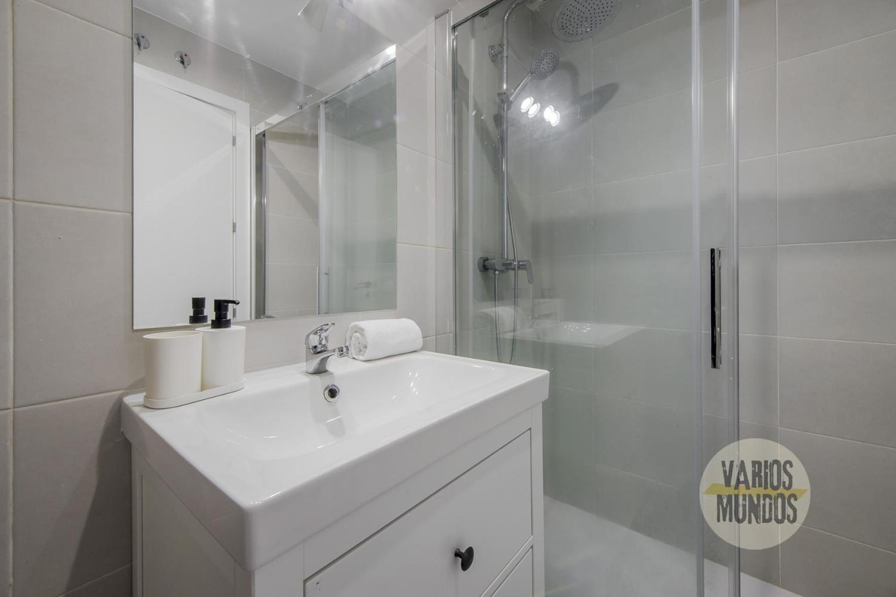 Cool Apt Para 9Pax En Plena Plaza De Chueca Madrid Exterior photo